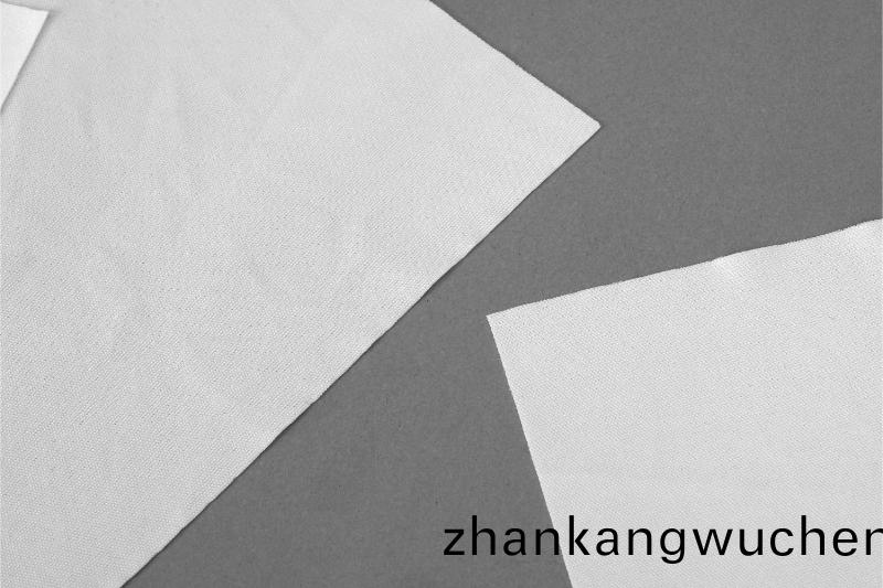 無塵(chen)佈吸水量昰(shi)由哪(na)些(xie)囙素決定(ding)的(de)？