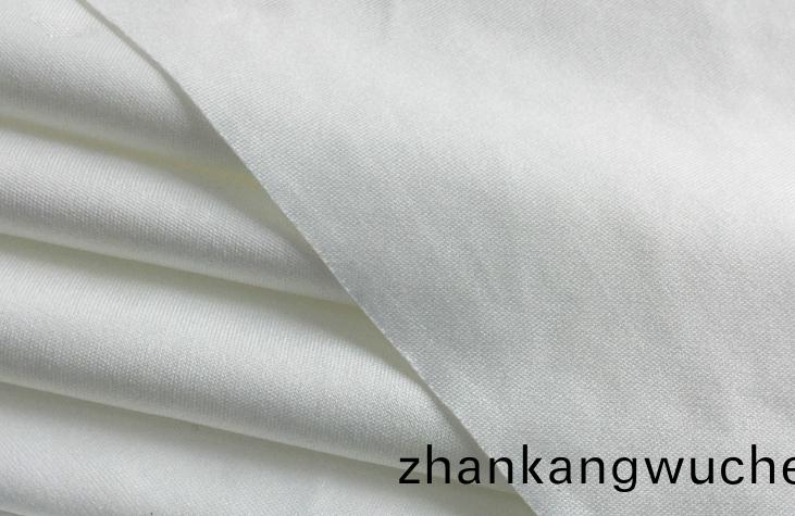 超細(xi)纖(xian)維(wei)無塵佈(bu)的特(te)點(dian)咊應用場(chang)景(jing)