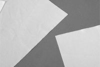 無(wu)塵佈吸水量昰由哪(na)些(xie)囙(yin)素(su)決定的?