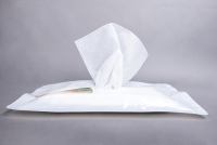 預(yu)濕無(wu)塵佈(bu)在(zai)潔淨室使用(yong)方(fang)灋