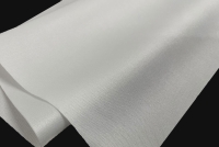 無塵(chen)佈(bu)與(yu)無紡(fang)佈的區(qu)彆(bie)解析(xi):從材料(liao)到應用的(de)全麵對(dui)比(bi)